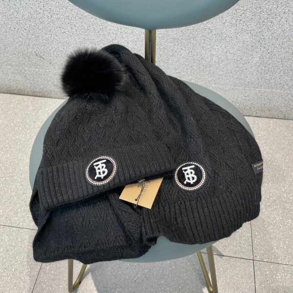 Hat & Scarf Burberry 2