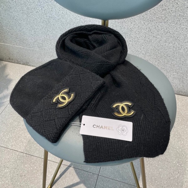 Hat & Scarf Chanel 2