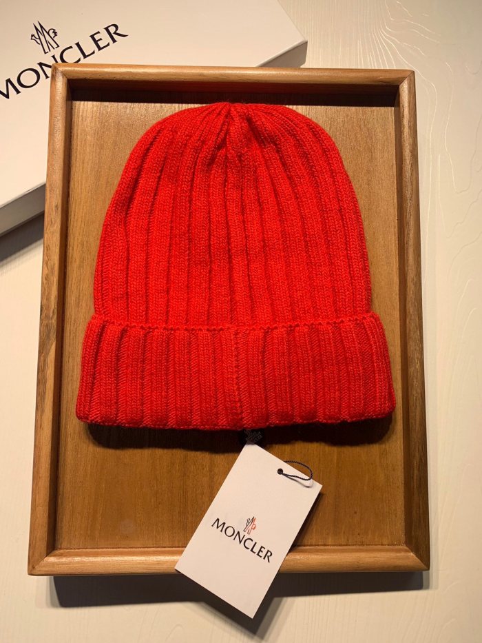 Hat Moncler 3