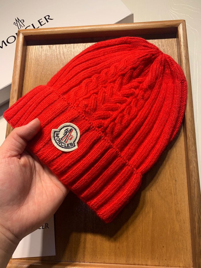 Hat Moncler 3
