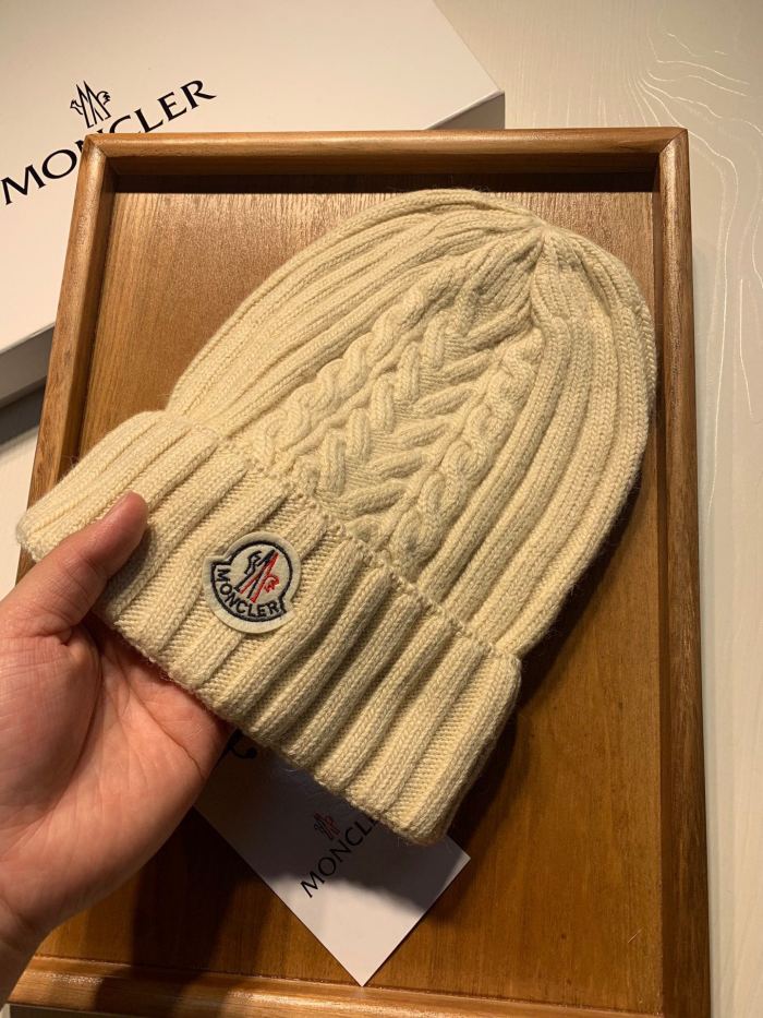 Hat Moncler 3