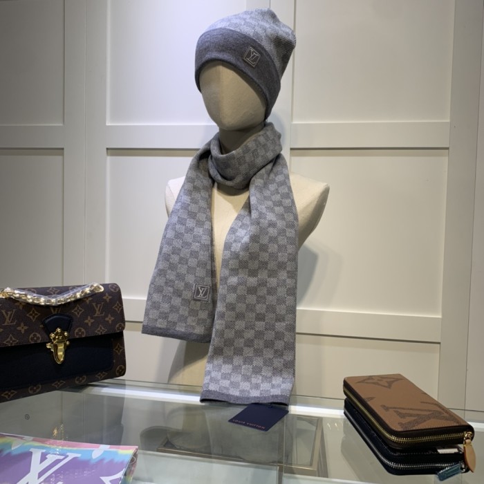Hat & Scarf Louis Vuitton 1