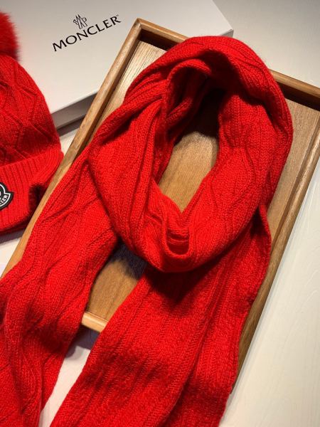 Hat & Scarf Moncler 1