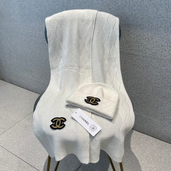 Hat & Scarf Chanel 2