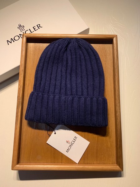 Hat Moncler 3