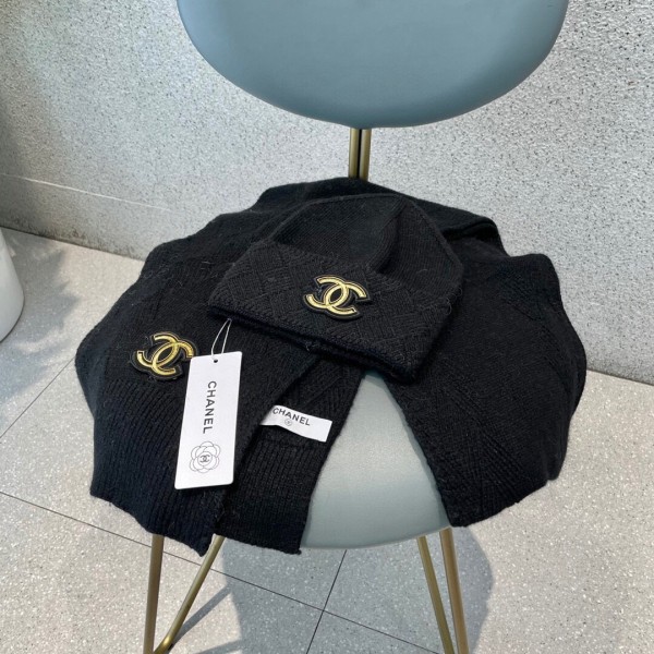 Hat & Scarf Chanel 2