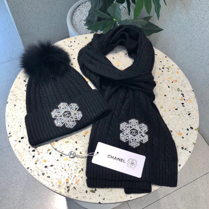 Hat & Scarf Chanel 3