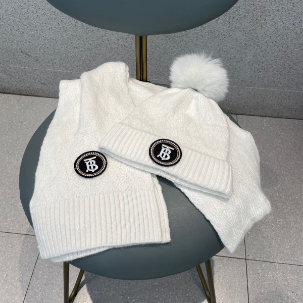 Hat & Scarf Burberry 2