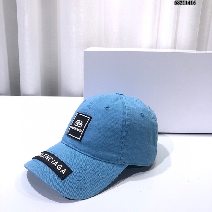 Hat Balenciaga 2