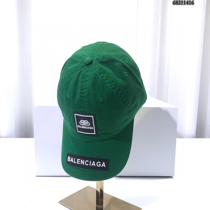 Hat Balenciaga 2