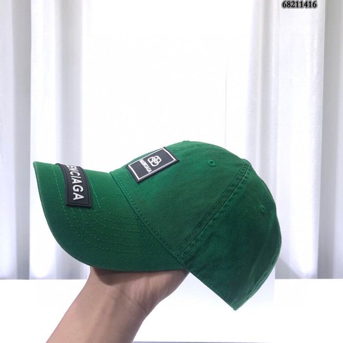 Hat Balenciaga 2