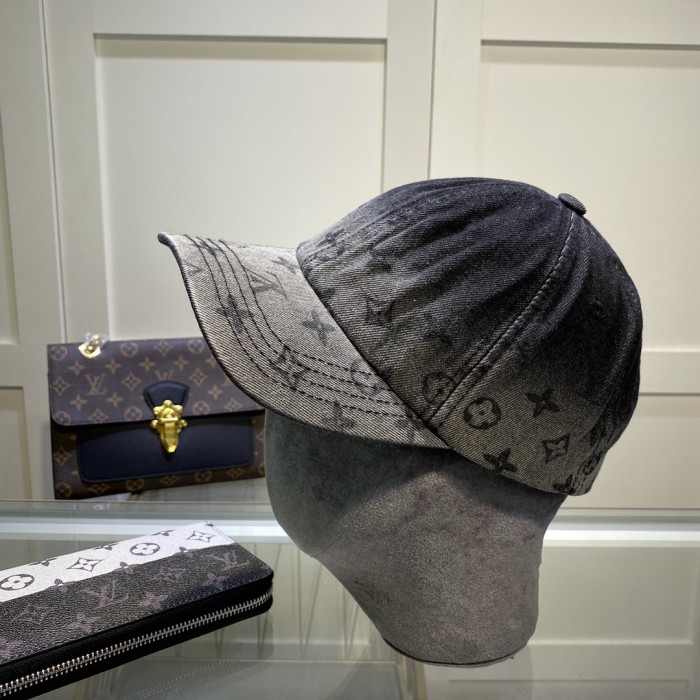 Hat Louis Vuitton 2