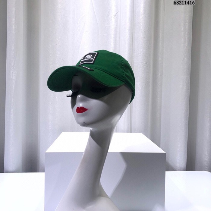 Hat Balenciaga 2