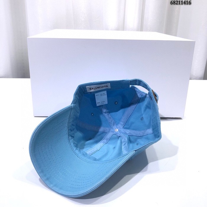 Hat Balenciaga 2