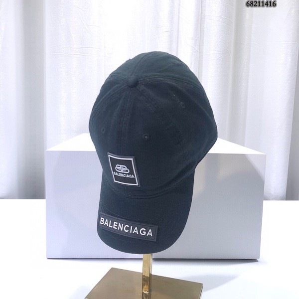 Hat Balenciaga 2