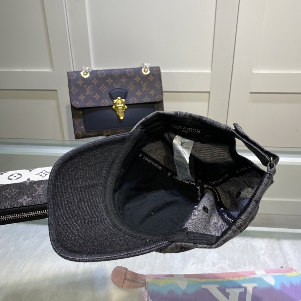 Hat Louis Vuitton 2