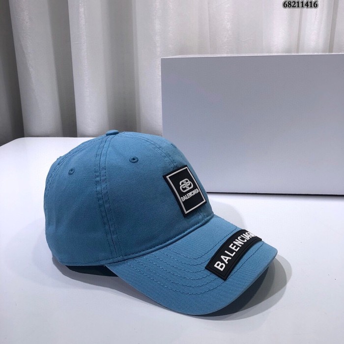Hat Balenciaga 2