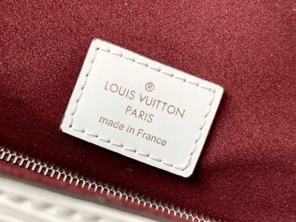 Handbag Louis Vuitton Grenelle M53695 M53834 M53694 M53691 size：26.0 x 20.0 x 12.0 cm