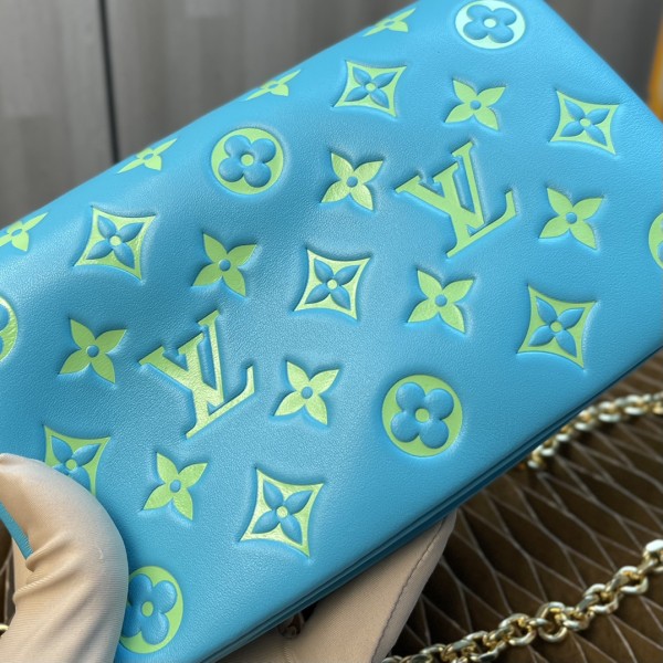 Handbag Louis Vuitton Pochette Coussin Monogram M80744 size 20 x 14 x 8cm