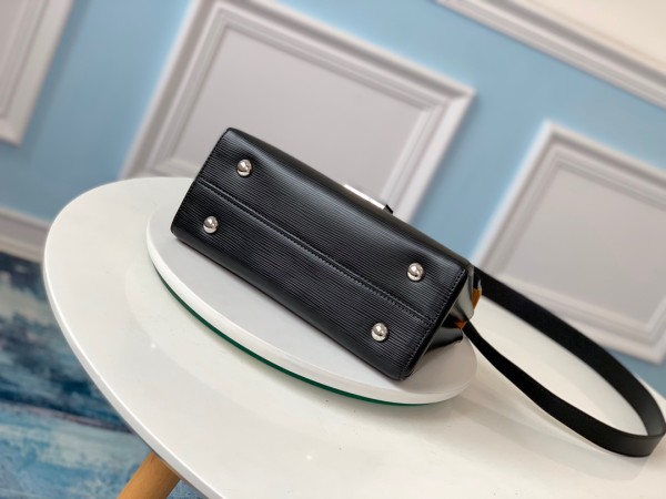 Handbag Louis Vuitton Grenelle M53695 M53834 M53694 M53691 size：26.0 x 20.0 x 12.0 cm