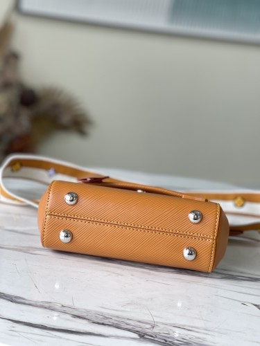 Handbag Louis Vuitton M58931 Cluny size：20 x 16 x 7.5