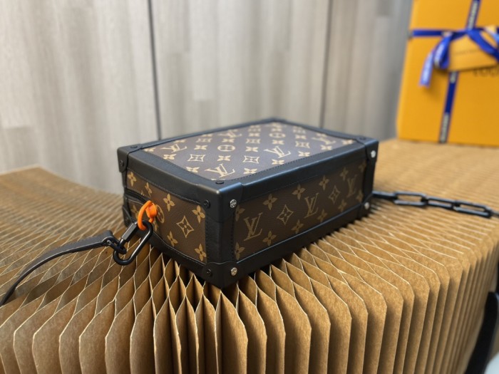 Handbag Louis Vuitton M44478 Virgil Abhol size 25×18×10cm