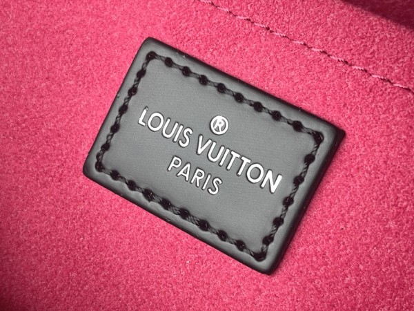 Handbag Louis Vuitton M58931 Cluny size：20 x 16 x 7.5