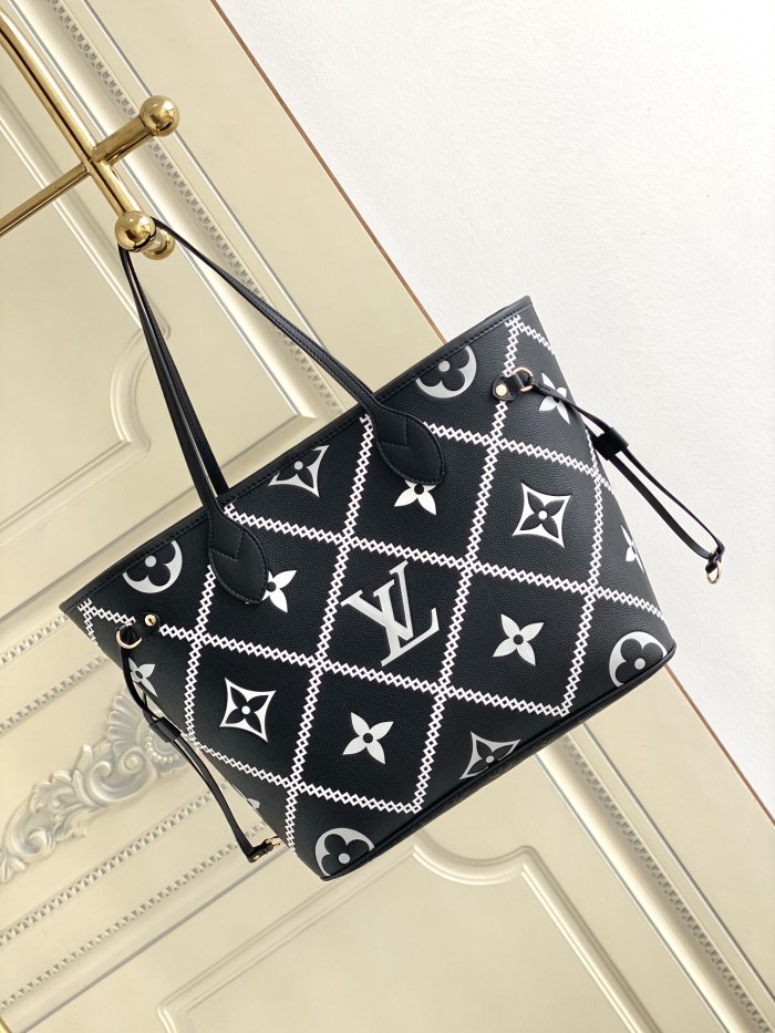 Handbag Louis Vuitton M46040 M46039 Monogram Empreinte size：31 x 28 x 14 cm