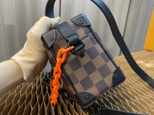 Handbag Louis Vuitton MINI SOFT TRUNK M68906 size 18.5x13x8cm