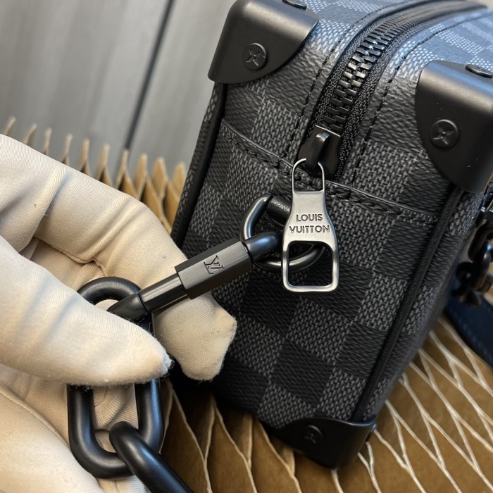 Handbag Louis Vuitton MINI SOFT TRUNK M68906 size 18.5x13x8cm