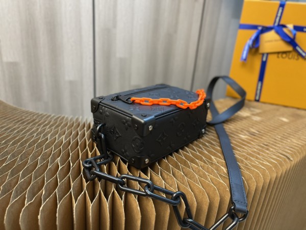 Handbag Louis Vuitton MINI SOFT TRUNK M68906 size 18.5x13x8cm