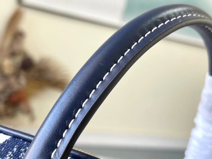 Handbag Louis Vuitton M59611 size：16.0x16.0x16.0 cm