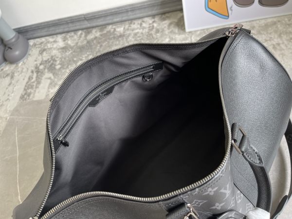 Handbag Louis Vuitton M30235 KEEPALL 50 size：50*29*23cm