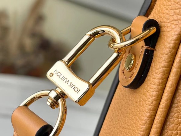 Handbag Louis Vuitton m46028 m46018 size：25x19x7cm