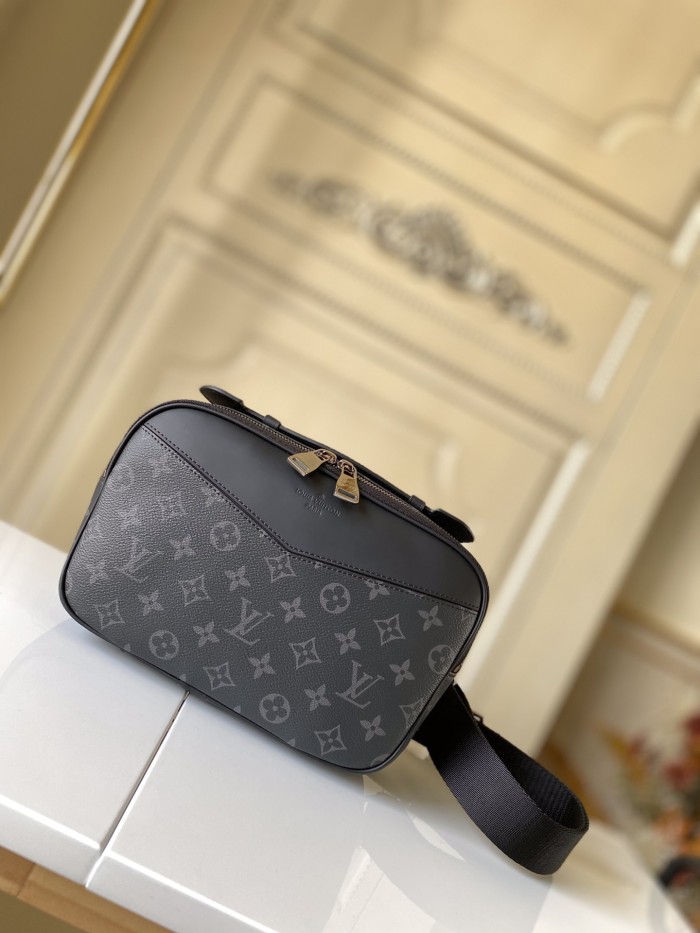 Handbag Louis Vuitton M42906 size 28.0 x 18.0 x 5.0 cm