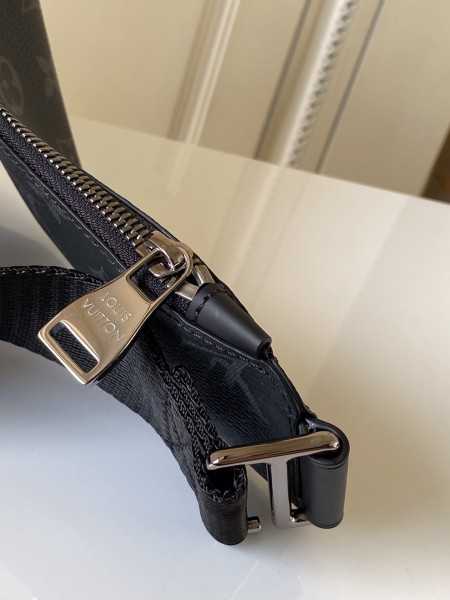 Handbag Louis Vuitton M42906 size 28.0 x 18.0 x 5.0 cm