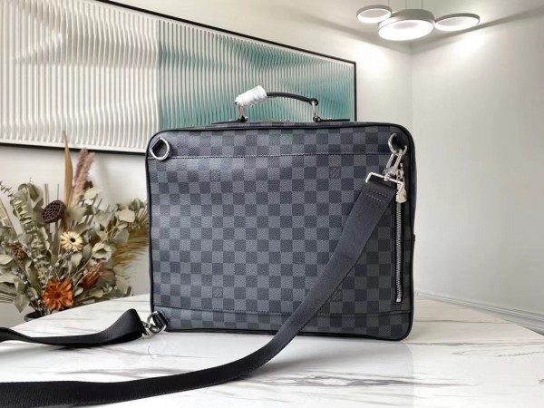 Handbag Louis Vuitton M30769 N50051 size 29 x 38.5 x 11cm