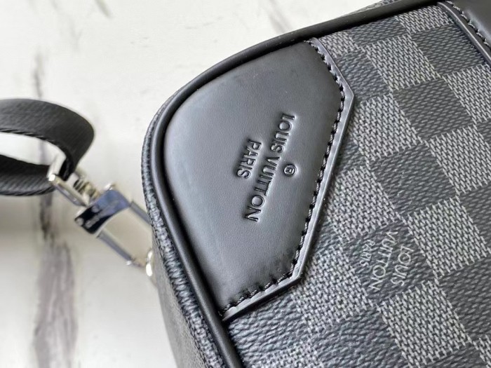 Handbag Louis Vuitton M30769 N50051 size 29 x 38.5 x 11cm