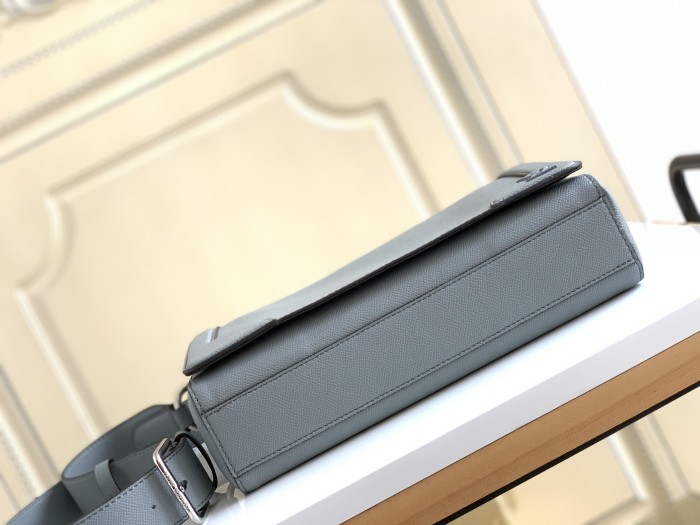 Handbag Louis Vuitton M30807 M30808 M30813 SIZE 28.3 x 18.3 x 4.3 CM