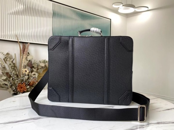 Handbag Louis Vuitton M30769 N50051 size 29 x 38.5 x 11cm