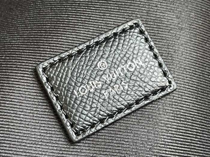 Handbag Louis Vuitton M30735 M30728 size 37 x 40 x 20 cm