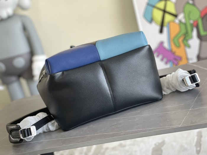 Handbag Louis Vuitton M30735 M30728 size 37 x 40 x 20 cm