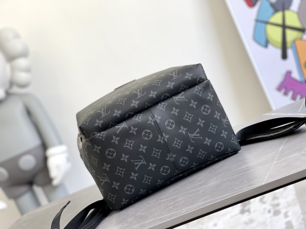 Handbag Louis Vuitton M30230 size 40x30x20cm
