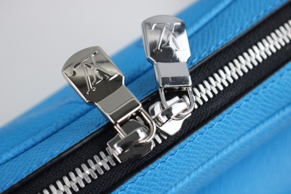 Handbag Louis Vuitton M30429 size 29.5*20*10.5cm