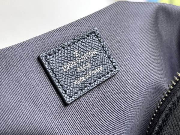 Handbag Louis Vuitton M30230 size 40x30x20cm