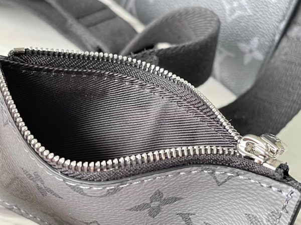 LOUIS VUITTON Gaston Wearable Wallet Monogram Eclipse Reverse Black M81124 size 22*4.5*14.5 cm