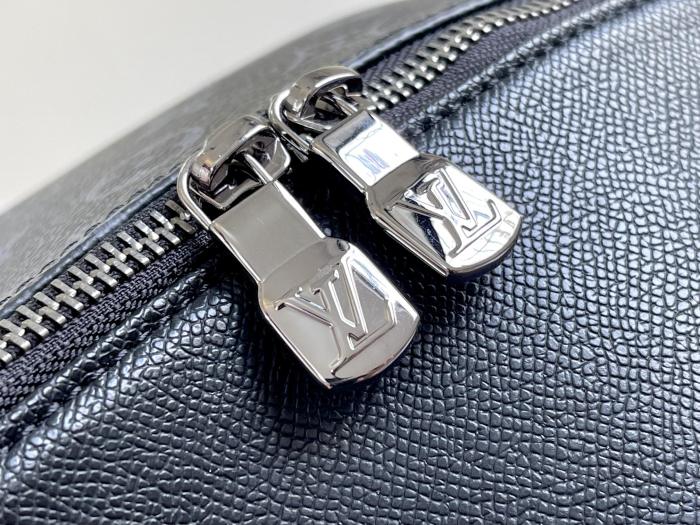 Handbag Louis Vuitton M30230 size 40x30x20cm