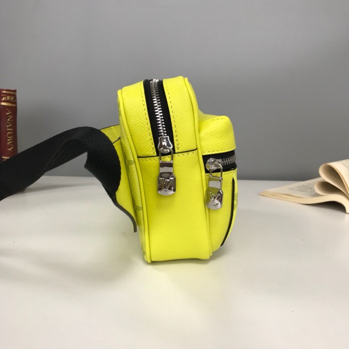 Handbag Louis Vuitton M30247 M30251 size 21*17*5cm