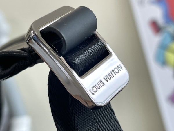 Handbag Louis Vuitton M30230 size 40x30x20cm