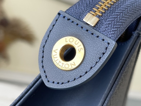 Handbag Louis Vuitton M45961 size 27 x 21 x 6cm